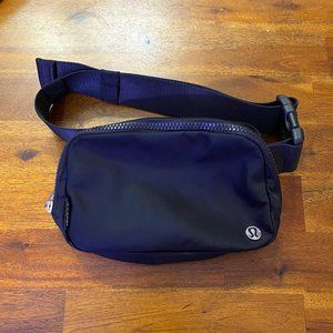 Lululemon Everywhere Belt Bag - Black - Extended Strap
